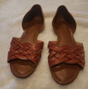 Universal Thread Sandals